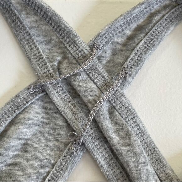 Gap & Old Navy Lot Tee Shirt, Tank Top & Shorts - Picture 6 of 16